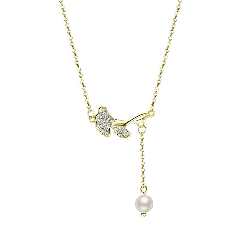 Women's Retro Elegant Leaf Tassel Necklace